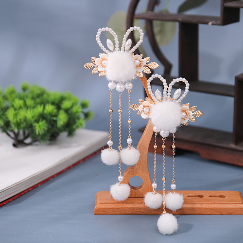 仙气古装毛球流苏发夹