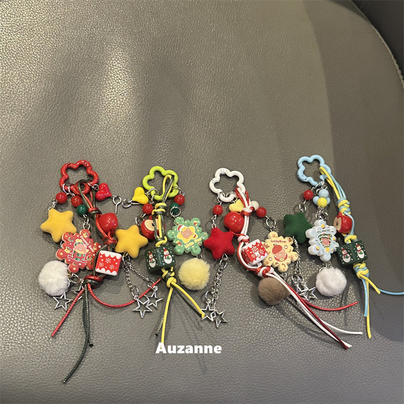 小众可爱圣诞小熊适用手机挂链包包车钥匙挂坠airpods耳机壳挂饰