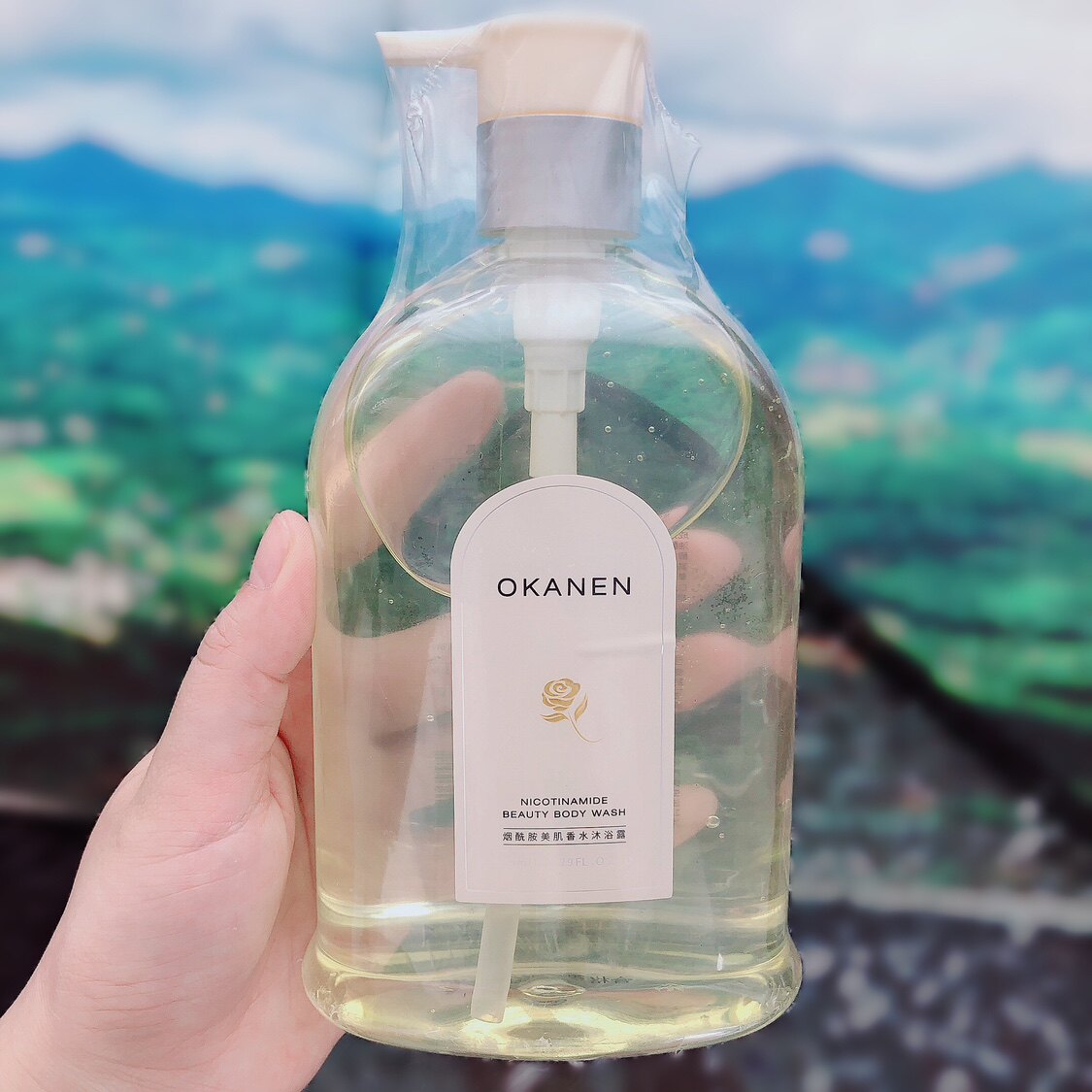 洗出闪亮肌肤的秘密！烟酰胺美肌香水沐浴露沐浴液芳香保湿滋润