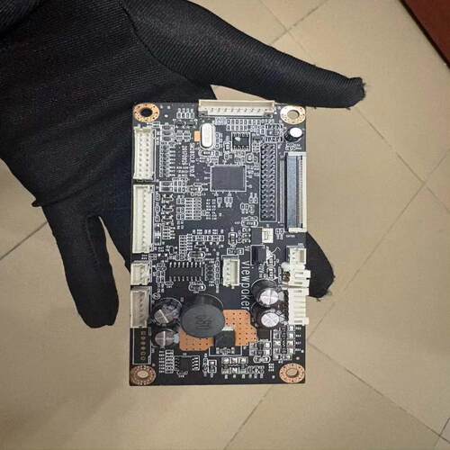 议价优威派克一体机驱动板+电源板一套，SM281CLR可维修