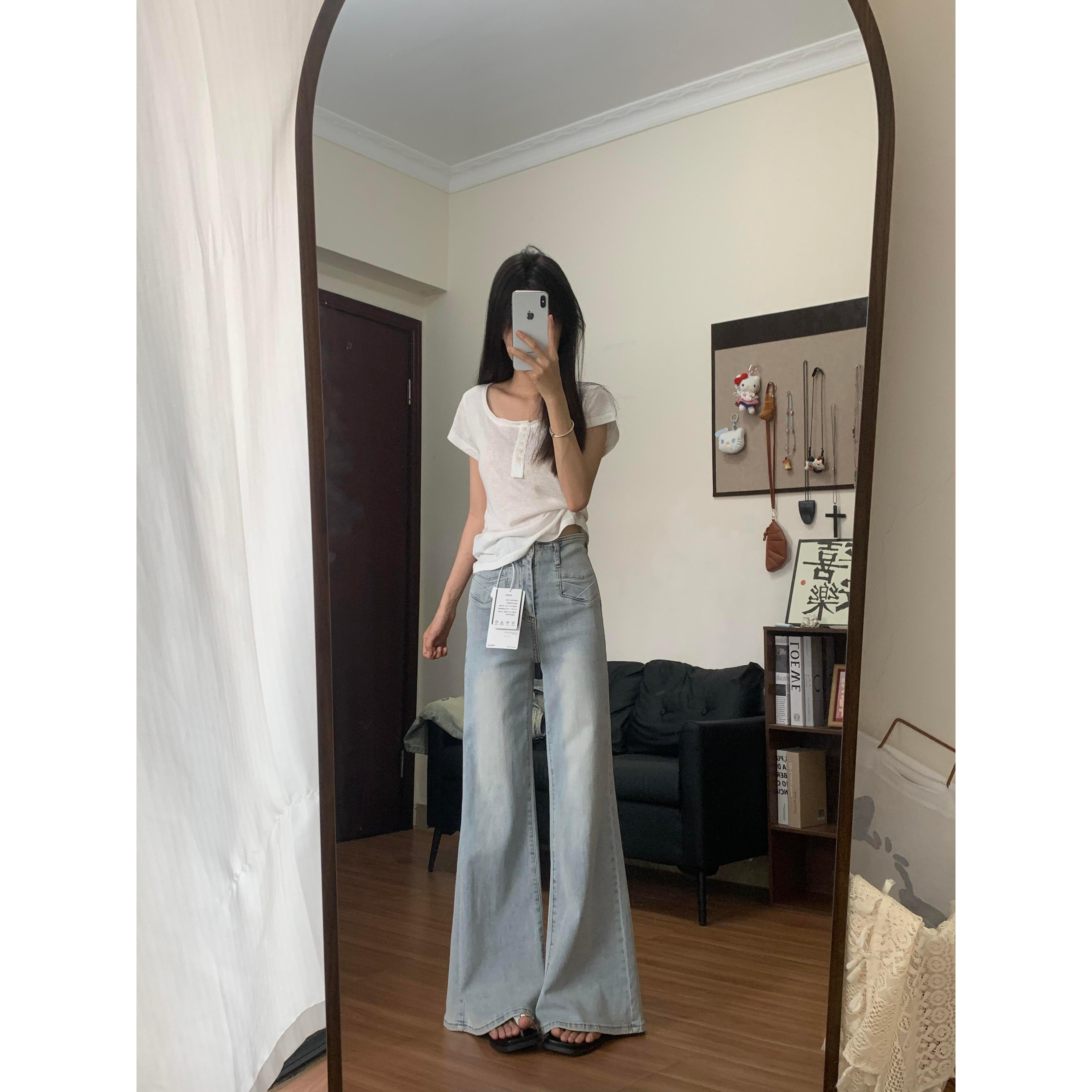 浅蓝色不贴腿微喇牛仔裤女夏季2026新款高腰显瘦弹力马蹄喇叭裤子