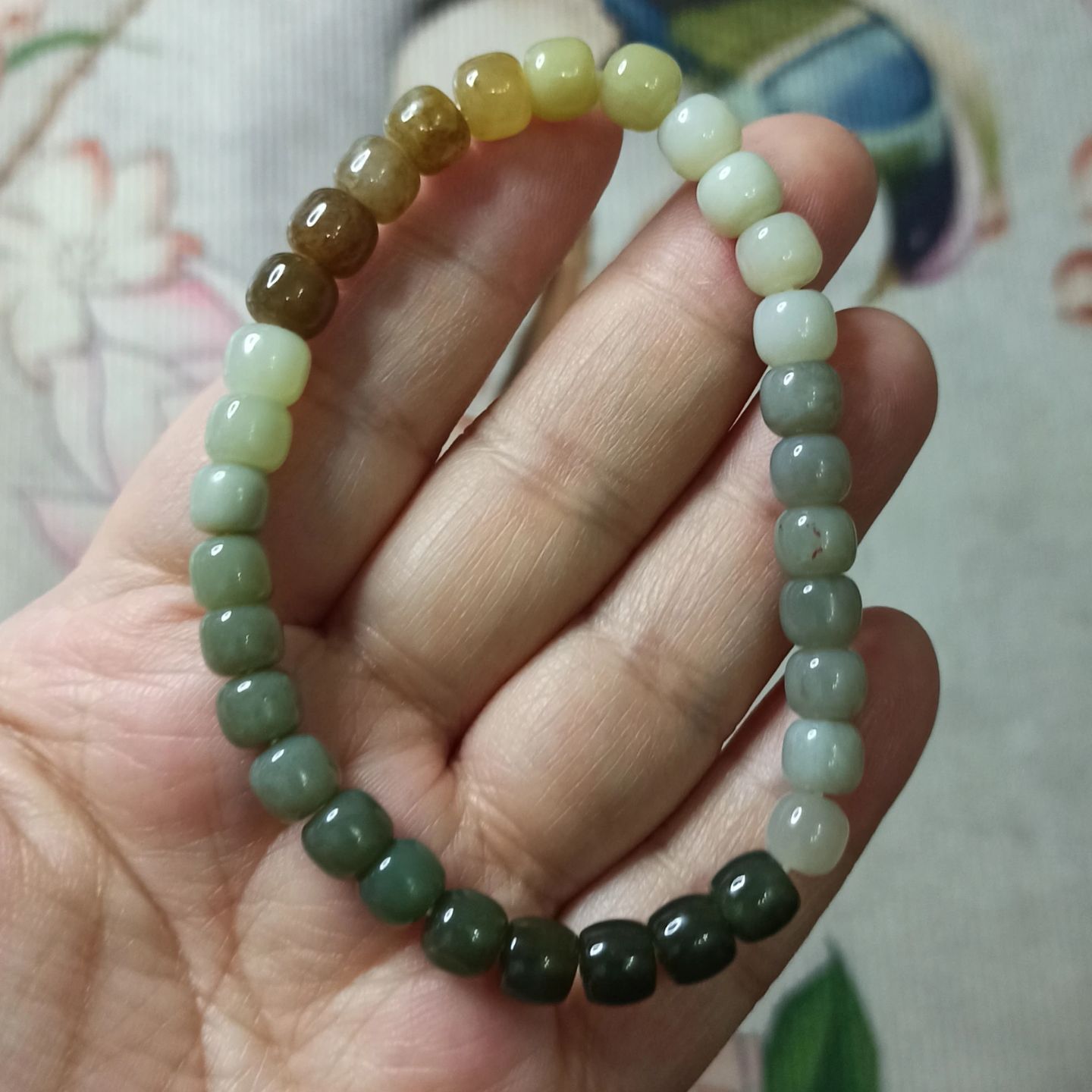 和田玉手串多宝老型珠