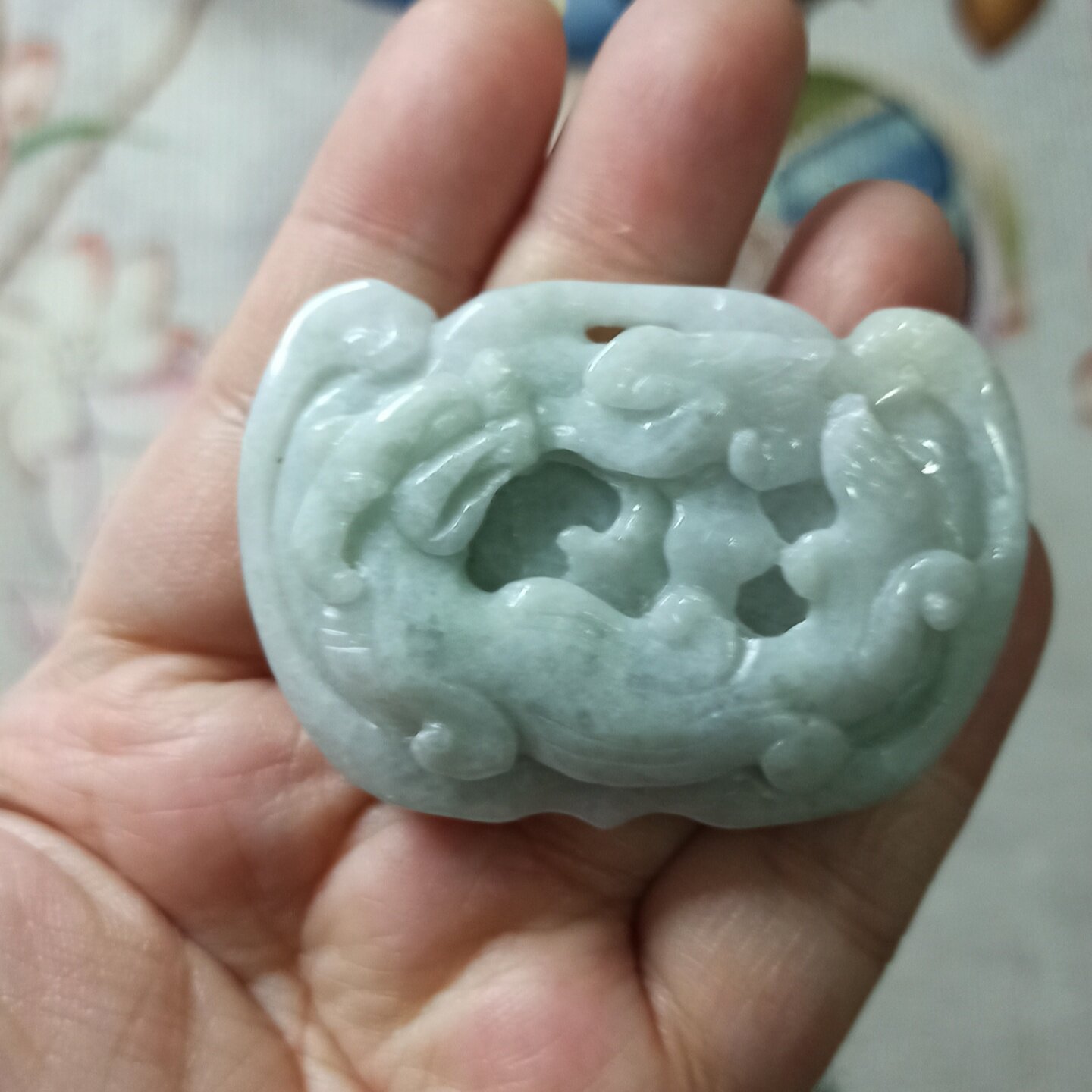 天然翡翠吊坠麒麟貔貅牌子飘花