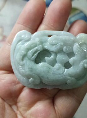天然翡翠吊坠麒麟貔貅牌子飘花
