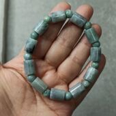 131缅甸天然翡翠乌鸡飘花桶珠路路通手串卡11X9mm左右满48元 包邮