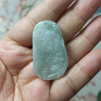 缅甸天然翡翠山水牌吊坠飘花
