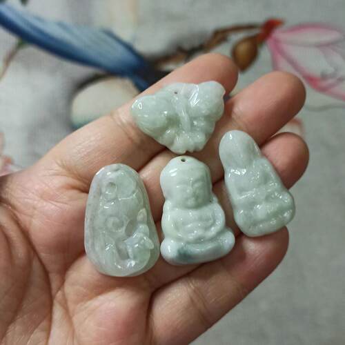 缅甸天然翡翠吊坠杂件蝴蝶等