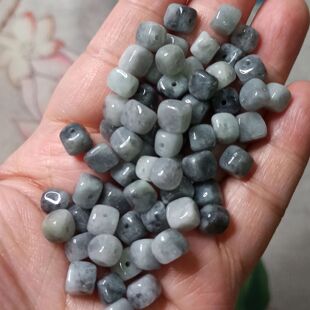227缅甸天然翡翠方糖散珠方形随型卡7X6mm左右特色珠子满48元包邮