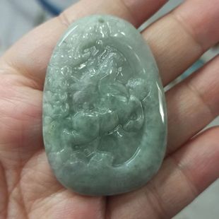 25缅甸天然翡翠吊坠绿底飘花十二生肖马牌卡50X35mm左右马到功成