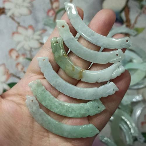 天然翡翠编绳项圈手工吊坠