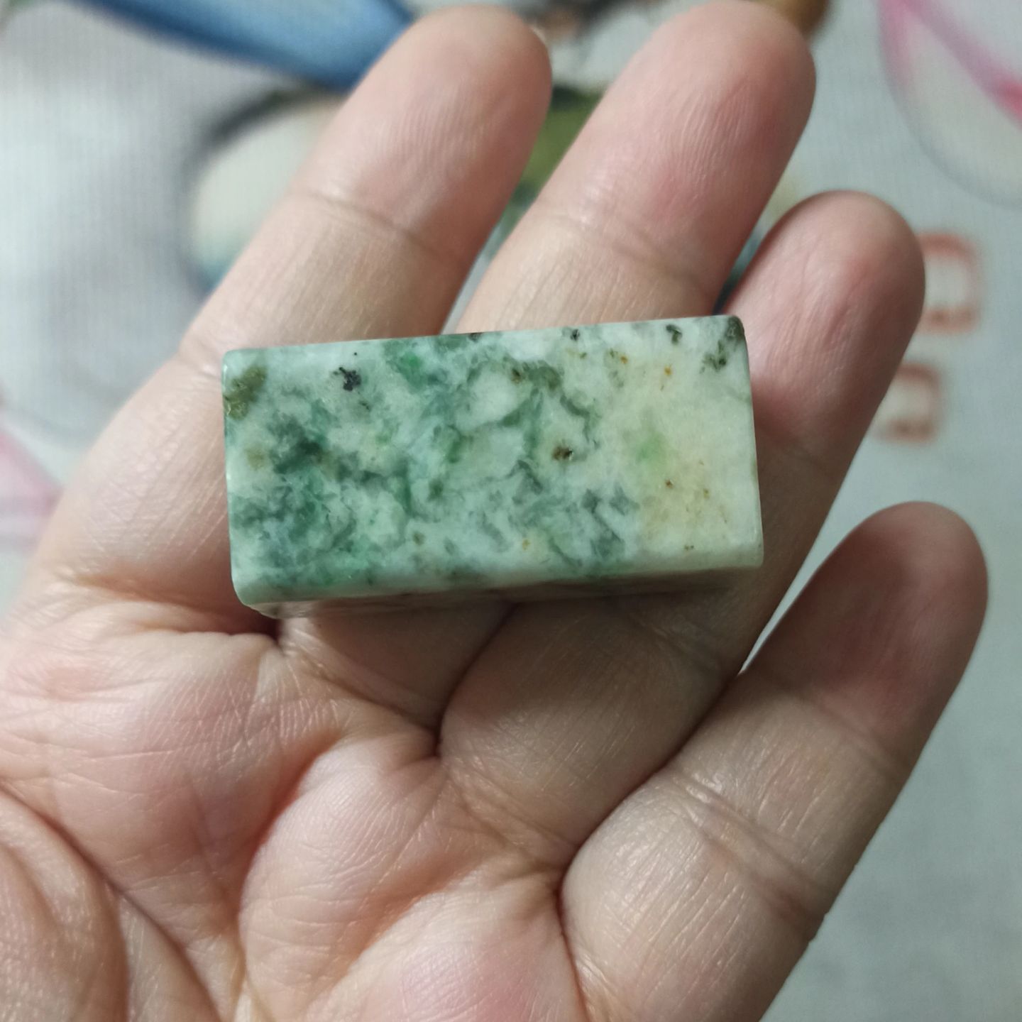 天然翡翠桶珠通孔大方块