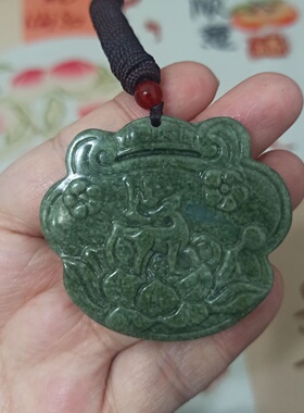 470缅甸天然翡翠吊坠山水鹿牌梅花鹿锁牌卡52x47mm左右满48元包邮