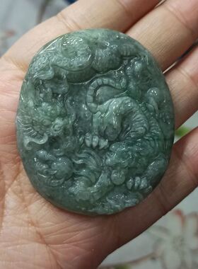 245缅甸天然翡翠吊坠龙虎牌乌鸡飘花手把件卡54X46mm左右48元包邮