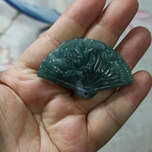 翡翠吊坠危料蓝水凤穿牡丹