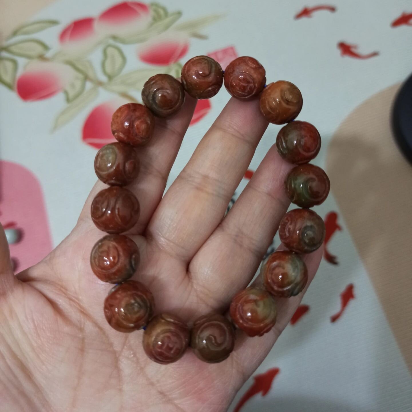 天然翡翠烧红翡回纹珠手串