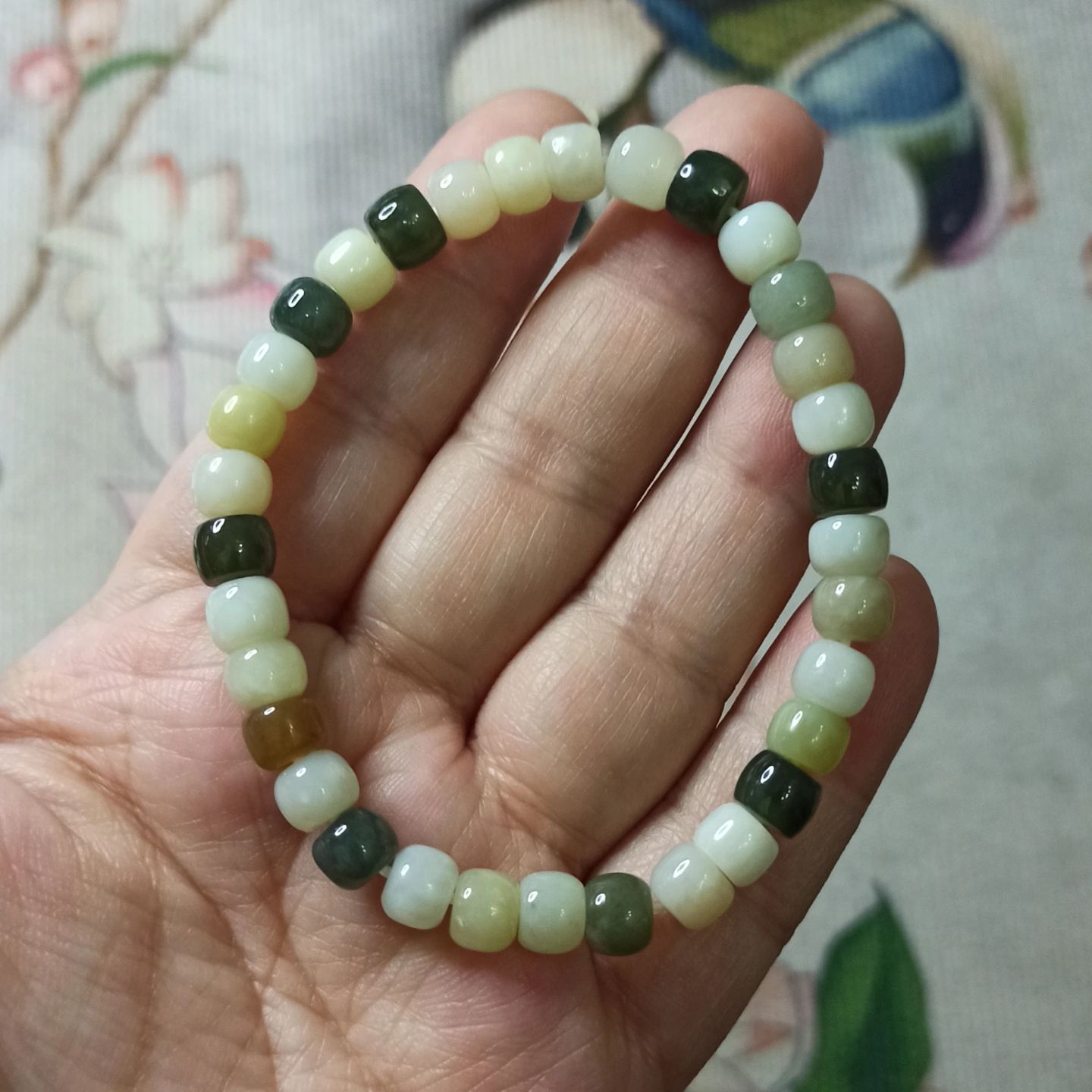 天然和田玉手串多宝老型珠