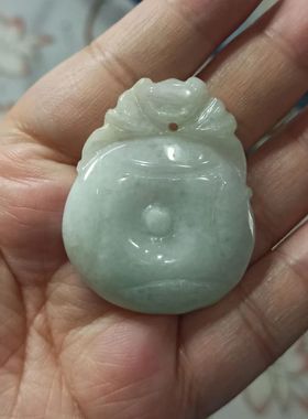 136天然翡翠吊坠飘花花牌福袋挂件特色卡42X34mm雕刻件满48元包邮