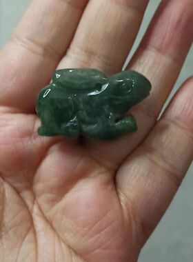 214缅甸天然翡翠绿飘花吊坠生肖兔雕刻件厚装小兔子卡32X19mm左右