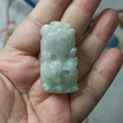 翡翠吊坠飘花荷叶鸳鸯牌如意莲
