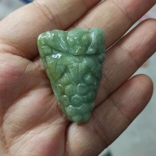 19缅甸天然翡翠吊坠雕刻蝙蝠葡萄卡36X26mm左右多子多福48元包邮
