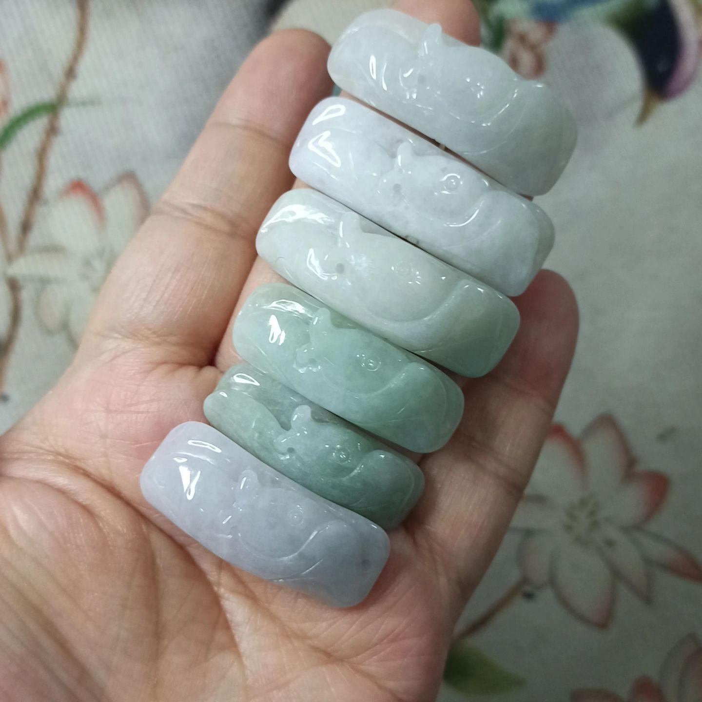 雕刻荷叶鱼手牌卡40mm