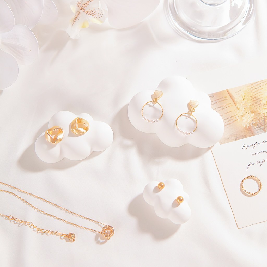 ins云朵石膏饰品拍照道具摆件戒指项链手链耳环耳钉展示架柜台