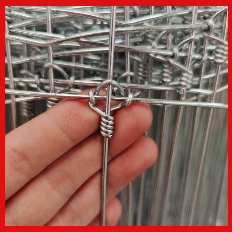 镀锌防锈钢丝网养殖网护栏网防护网牛栏网果园围栏养牛养羊围栏网