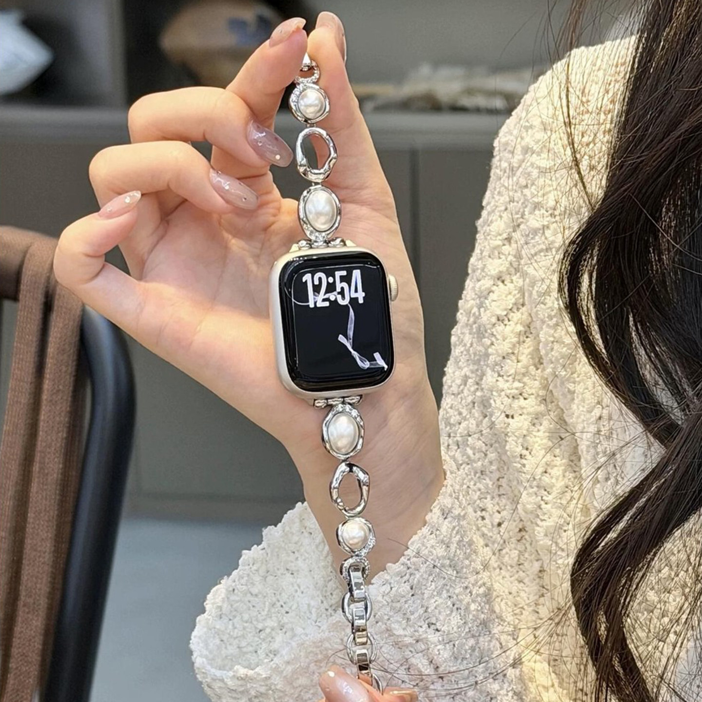适用苹果iWatch s11表带s10锆石全铜珍珠表带Applewatch s11女款高级手链s9夏季s8透气s7金属s6镂空钻腕带链
