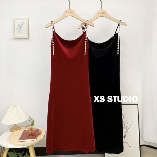 新年红色礼服丝绒敬酒服