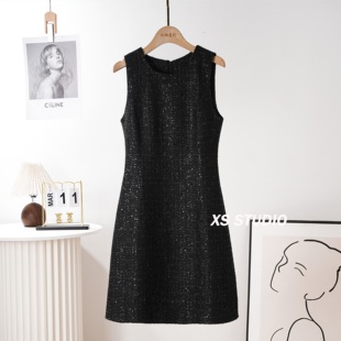 高级感小香风无袖连衣裙女2026春内搭法式显瘦名媛a字背心连衣裙