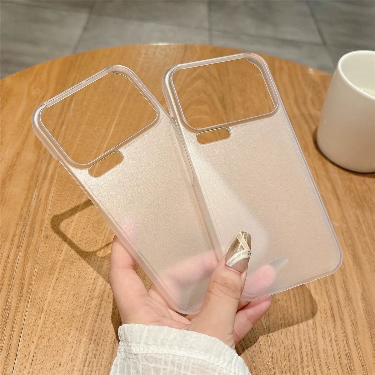 简约超薄磨砂半透白适用小米17Pro手机壳15spro不沾指纹14Pro半包