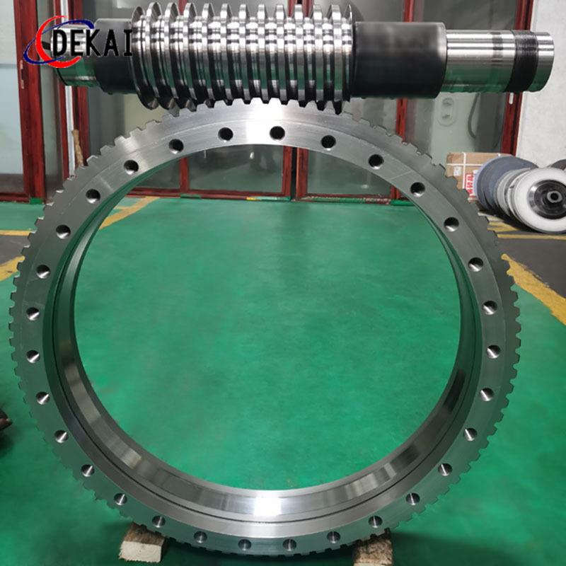 42CrMo蜗轮蜗杆数控回转台支承用4级精度涡轮副非标设计