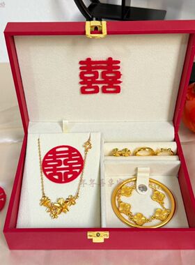 结婚订婚三金五金仿真道具婚礼摆台戒指项链手镯套装