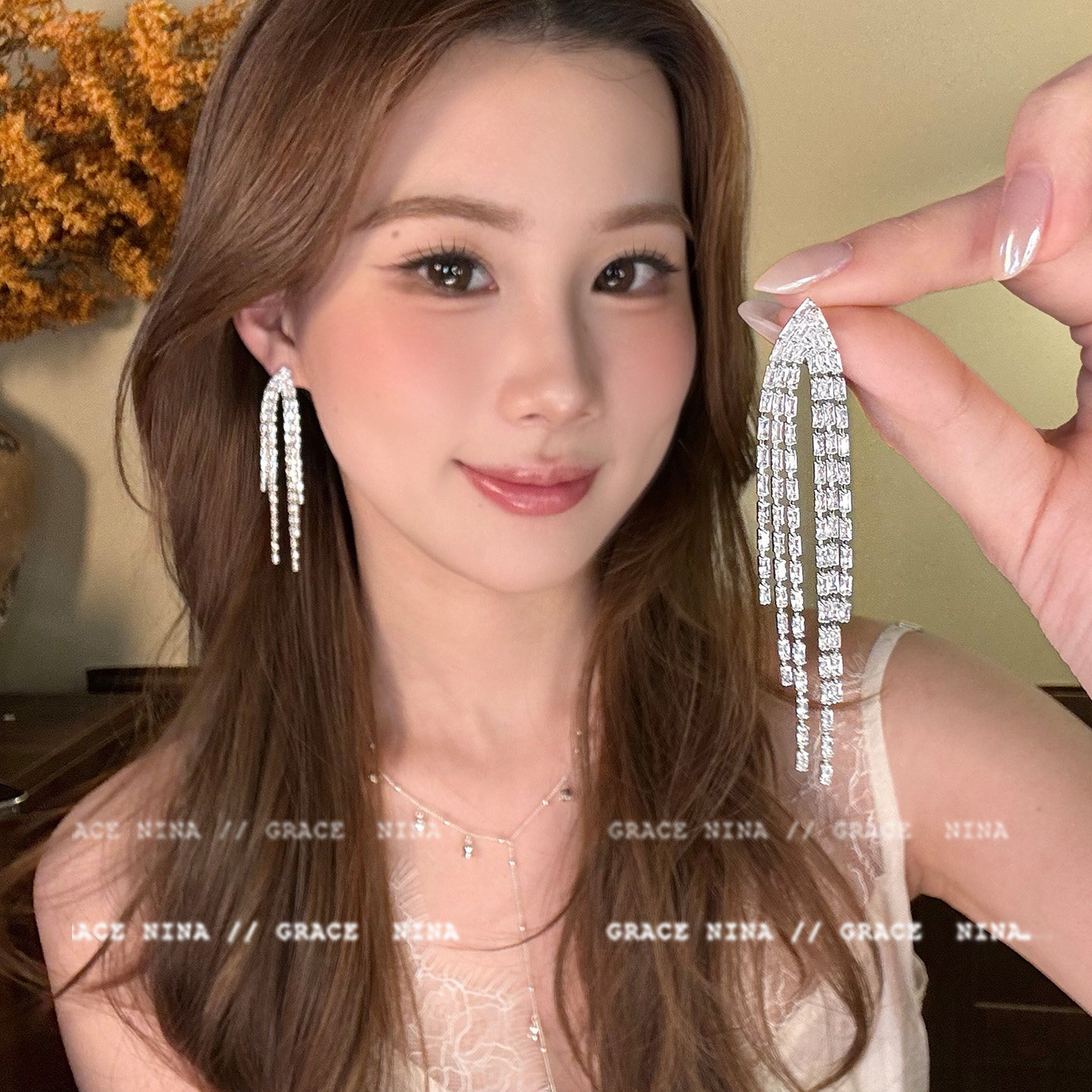 晚宴千金！长款闪钻流苏耳钉女2026新款爆款耳环独特漂亮耳饰女图片