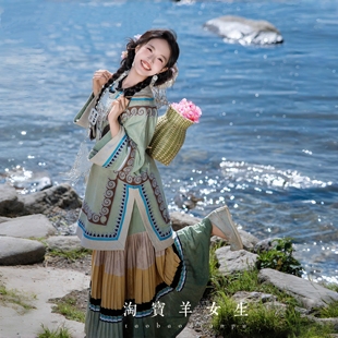 少数民族女婉绿彝族民族风传统服饰云南大凉山千户寨旅游苗疆少女