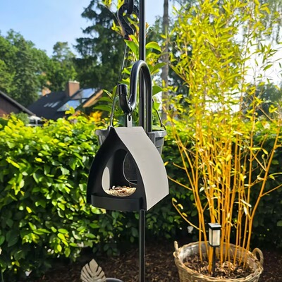 亚马逊 Plastic Hanging Bird Feeder 耐用塑料悬挂式喂鸟器装饰