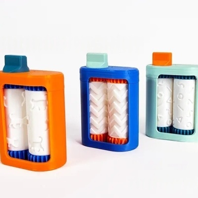 跨境新品 Business Card Embosser 独特新颖的酷炫魔术手压花机