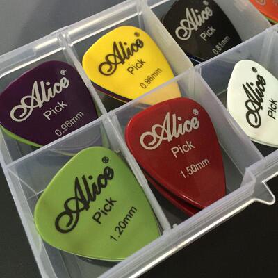 新品。40 guitar picks 1 box case Alice acousOtic electric ba