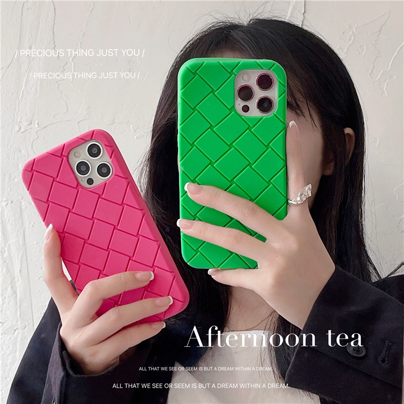 赵露思同款BV绿编织纹适用苹果13手机壳12promax日韩风闺蜜款iPhone11网红XR纯色8plus软硅胶XS全包7plus少女