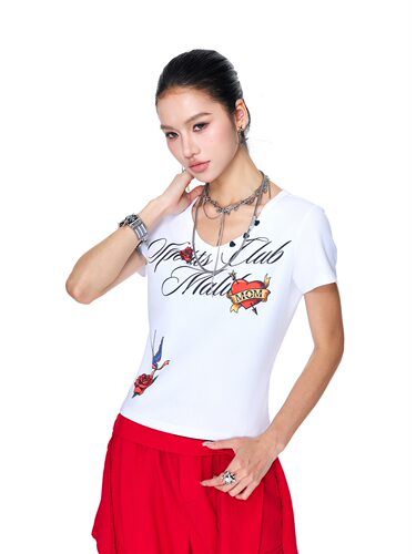 拓谷潮牌正肩v领t恤短袖女修身显瘦设计感印花短款上衣夏季X60583