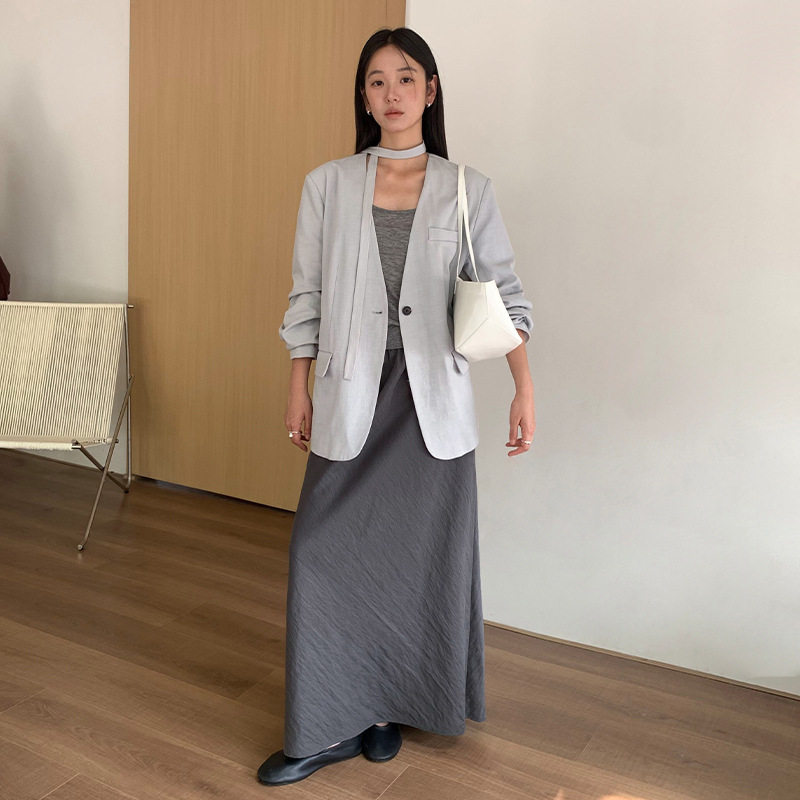 法国gentle motto 高级感气质飘带v领西装外套女秋季新款显瘦