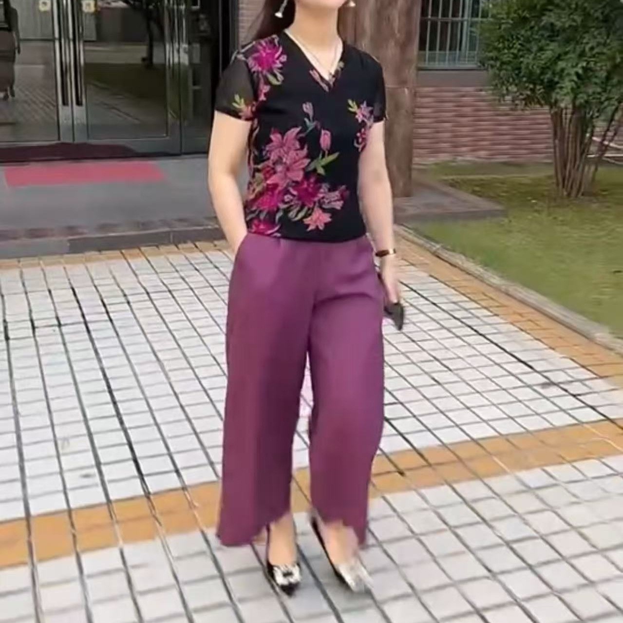 法国george melis夏季新款v领短袖印花小衫高腰九分裤洋气显瘦