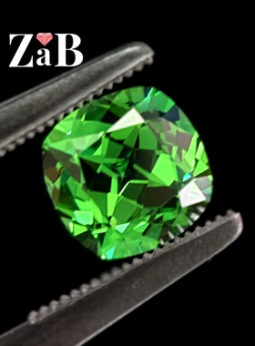 沙弗莱翠绿色枕形肥正方高精切枕形切割透亮绿色高碳钻戒指戒面石