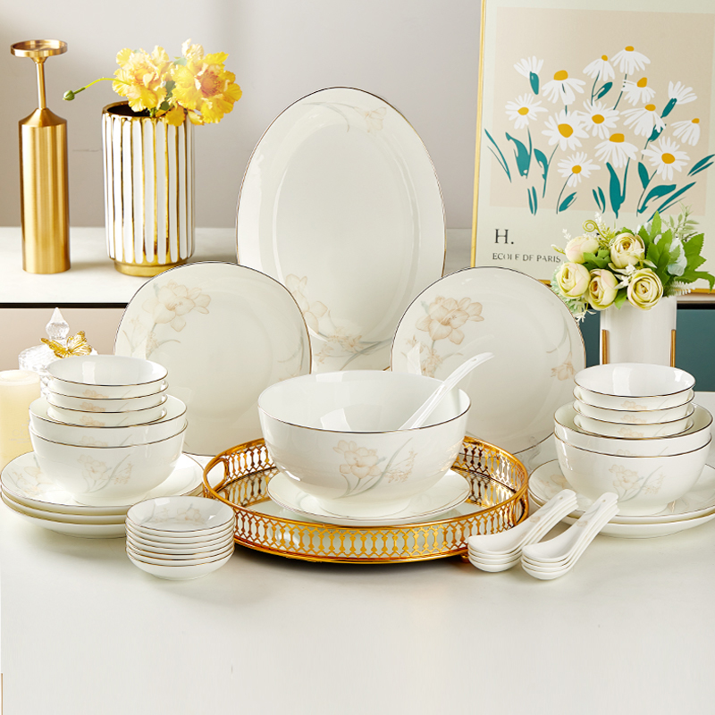 优尊骨瓷材质宫廷风大众碗盘单品