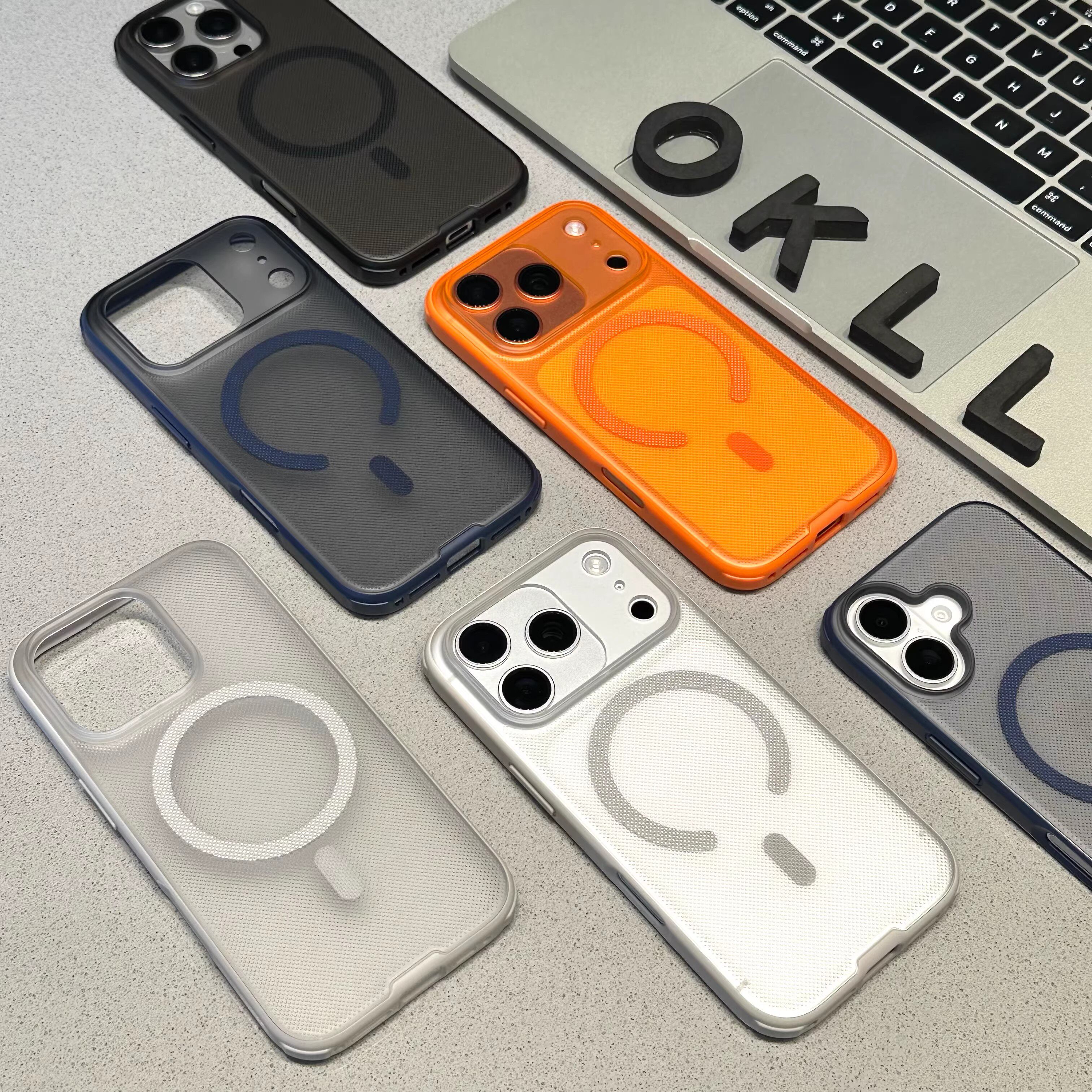 奇点蜂窝散热适用苹果17promax手机壳新款17pro气囊防摔iPhone16pro磨砂磁吸15颗粒感14pm简约13男全包超薄壳