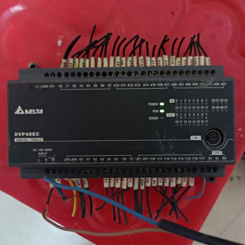 议价台达PLC DVP40EC00T3 成色如图，有可维修