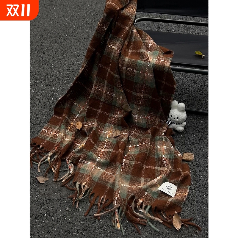 板栗熟了美拉德咖色格子披肩围巾女冬2025新款韩系氛围感加厚围脖