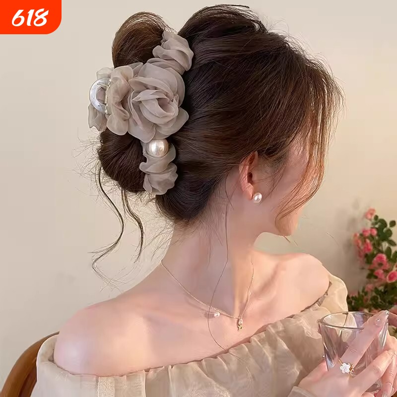 2026新款网纱珍珠花朵抓夹女高级感后脑勺盘发夹子鲨鱼夹发夹发饰