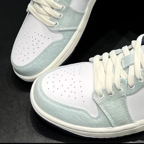 aj1丹宁牛仔拼接白蓝低帮复古运动篮球鞋男女同款板鞋休闲鞋