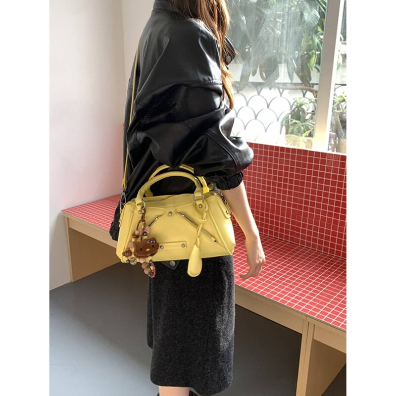 肥肥自制爱马女仕秋冬新款韩国休闲百搭复古油皮手提斜挎包包女